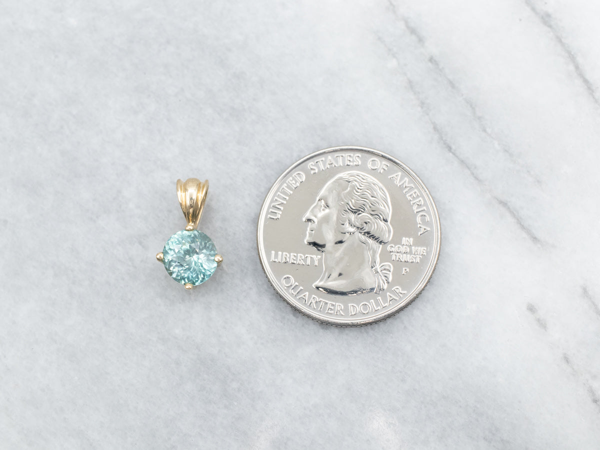 Colgante Solitario De Circón Azul De Talla Redonda