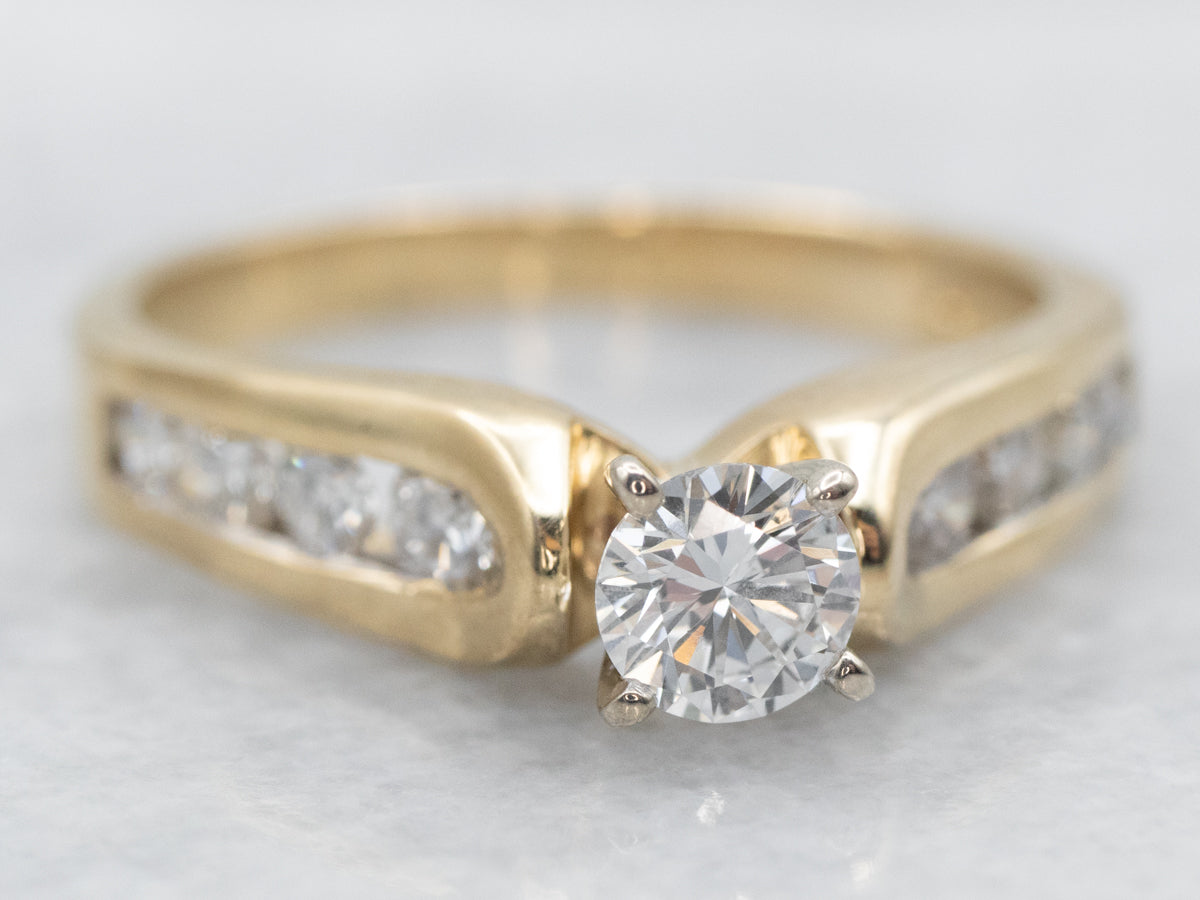 Modern Round Brilliant Diamond Engagement Ring