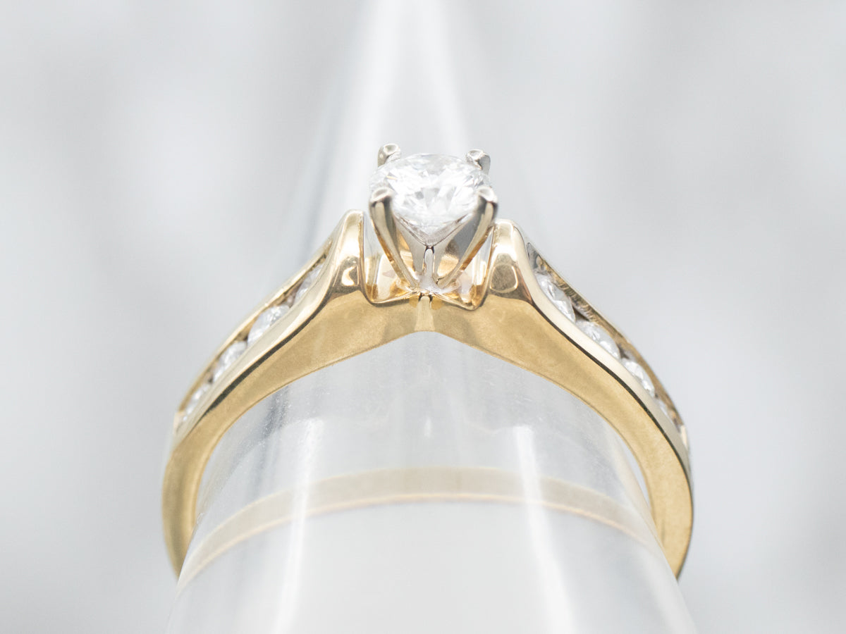 Modern Round Brilliant Diamond Engagement Ring
