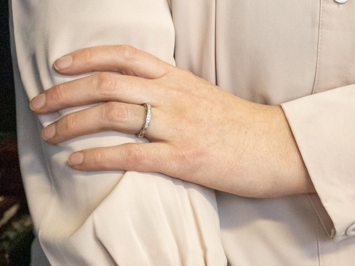 Lovely Etched Diamond Band