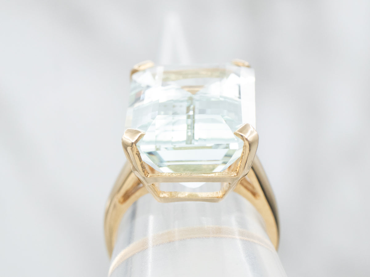 Stunning Aquamarine Cocktail Ring
