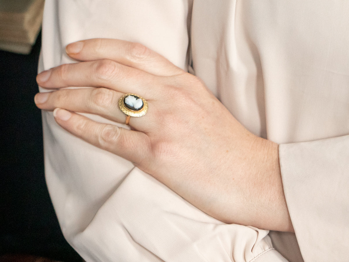 Antique Gold Sardonyx Cameo Ring