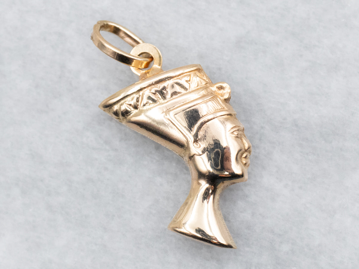 Yellow Gold Nefertiti Pendant