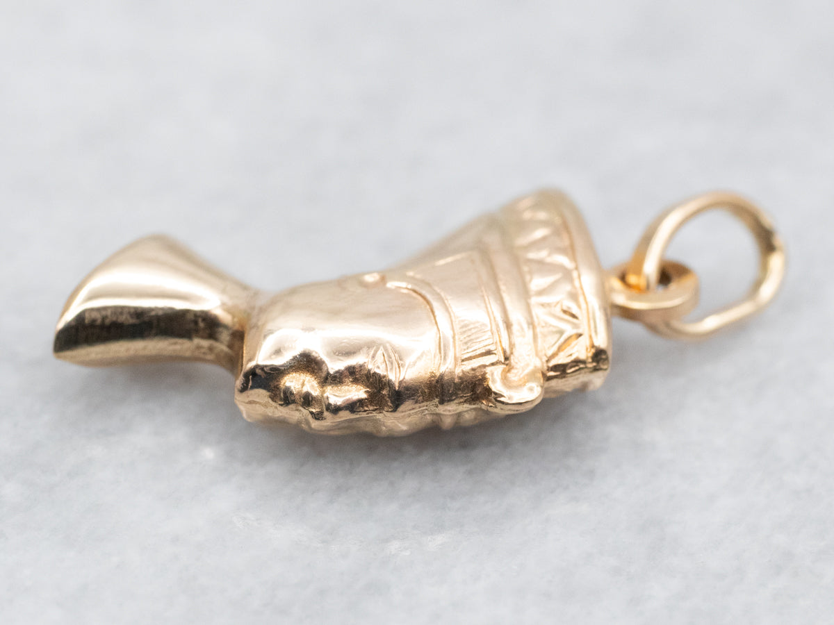Yellow Gold Nefertiti Pendant