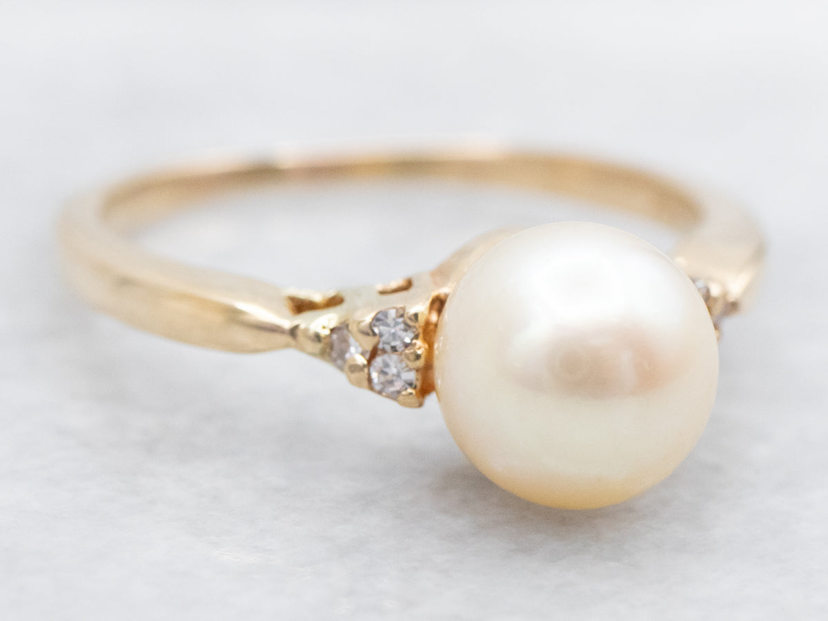 Yellow Gold Saltwater Pearl Ring with Diamond Accents