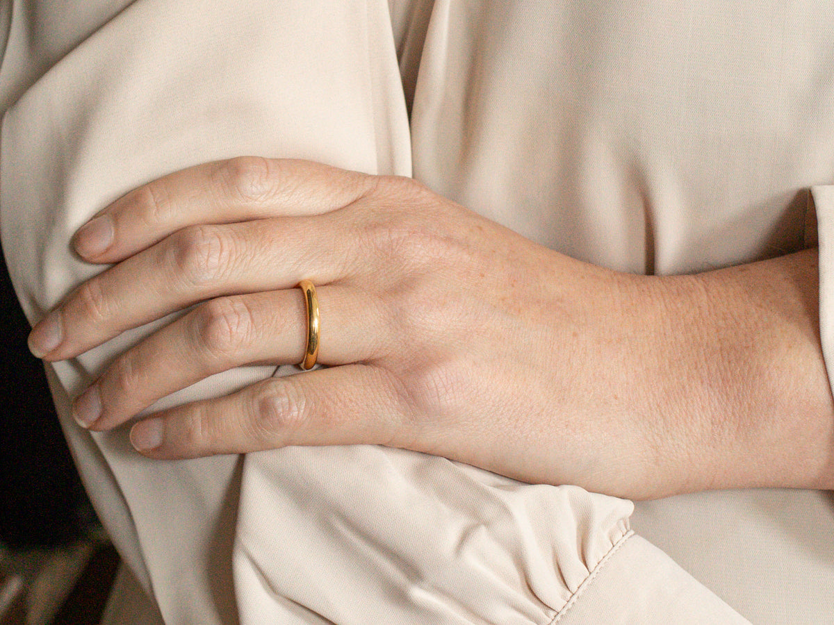 Unisex Yellow 22-Karat Gold Wedding Band