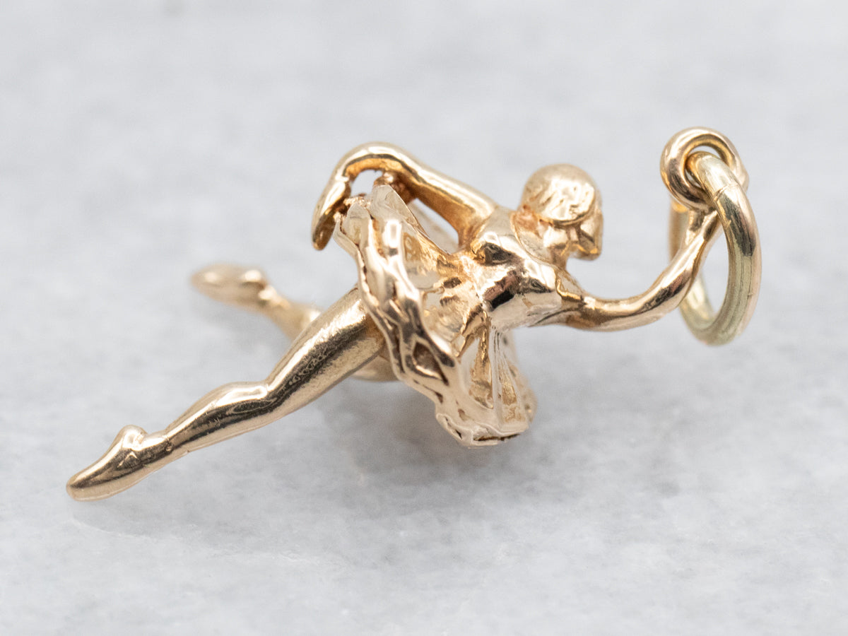 Charm Bailarina en Oro Amarillo