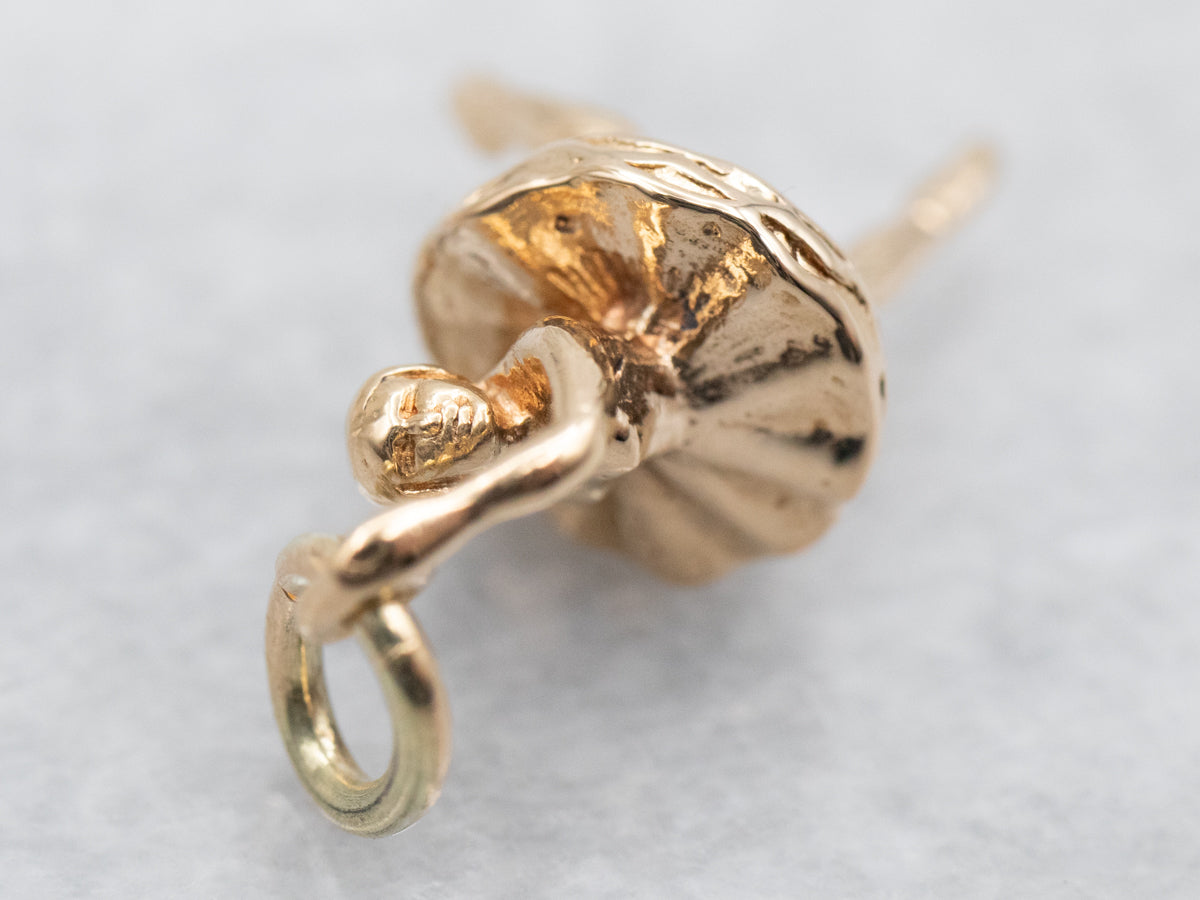 Charm Bailarina en Oro Amarillo