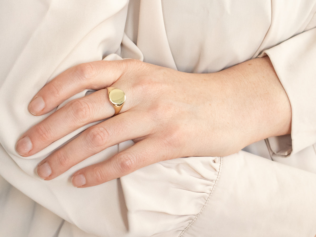 Plain Oval Signet Ring