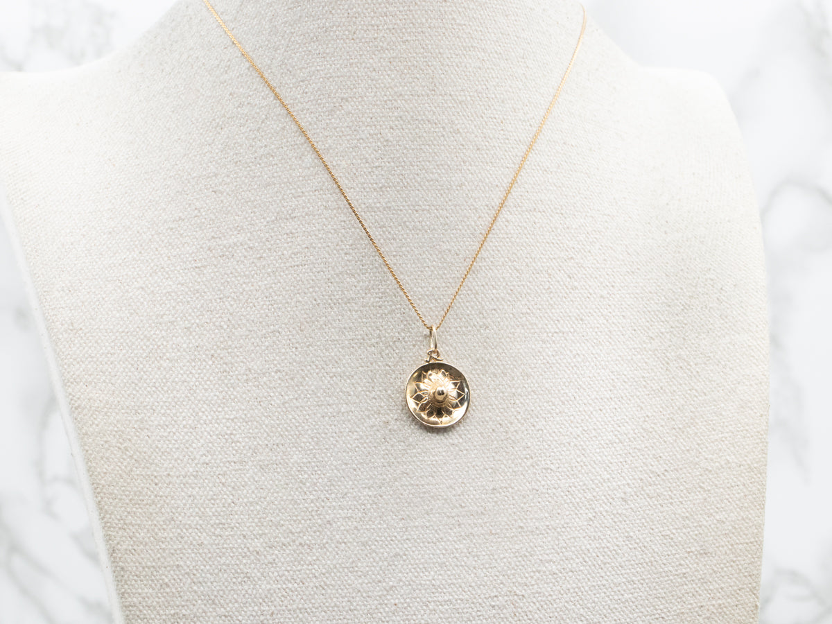Polished Gold Etched Sombrero Charm