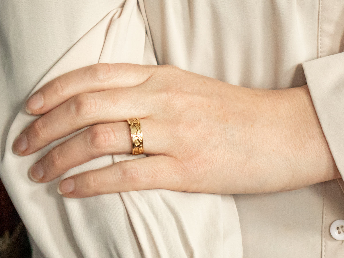 Yellow Gold Tree Pattern Band