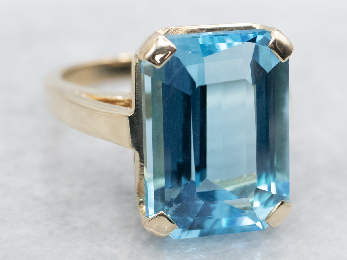 Yellow Gold Blue Topaz Solitaire Cocktail Ring