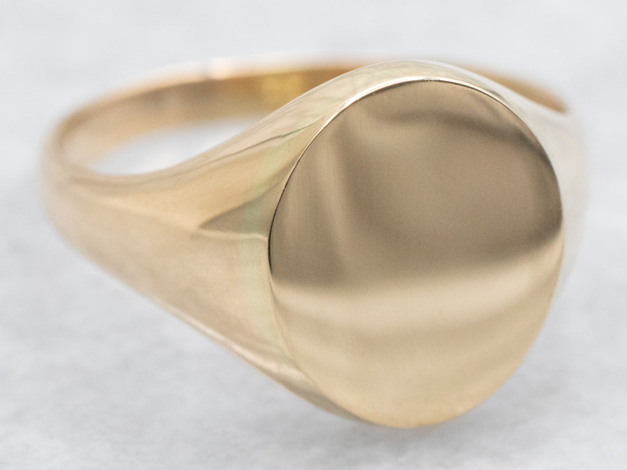 Yellow Gold Plain Signet Ring with Oval Top