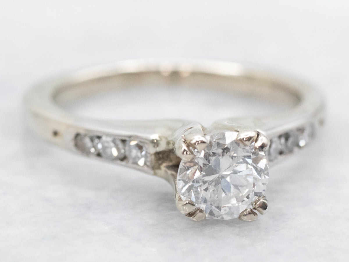 Anillo de compromiso de diamantes