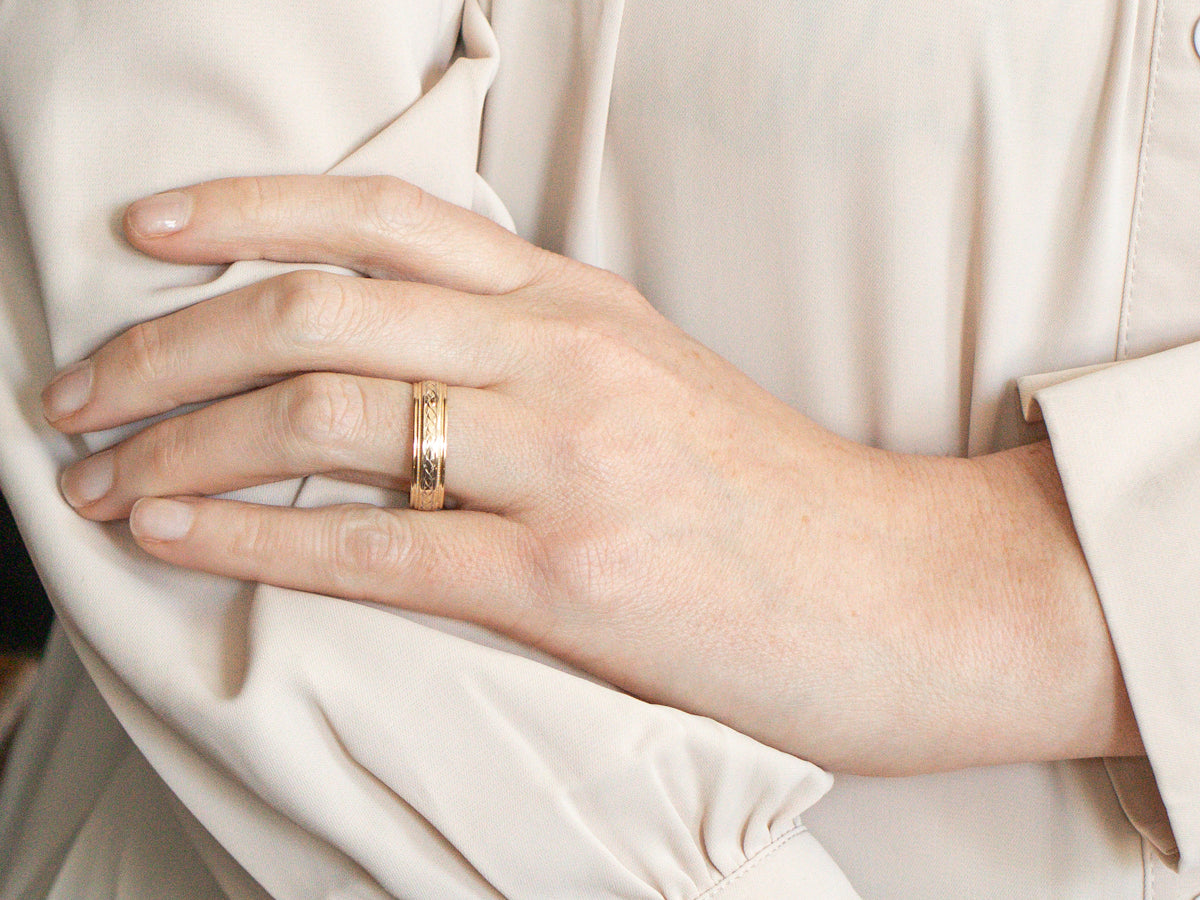 Yellow Gold Looping Patterned Wedding Band