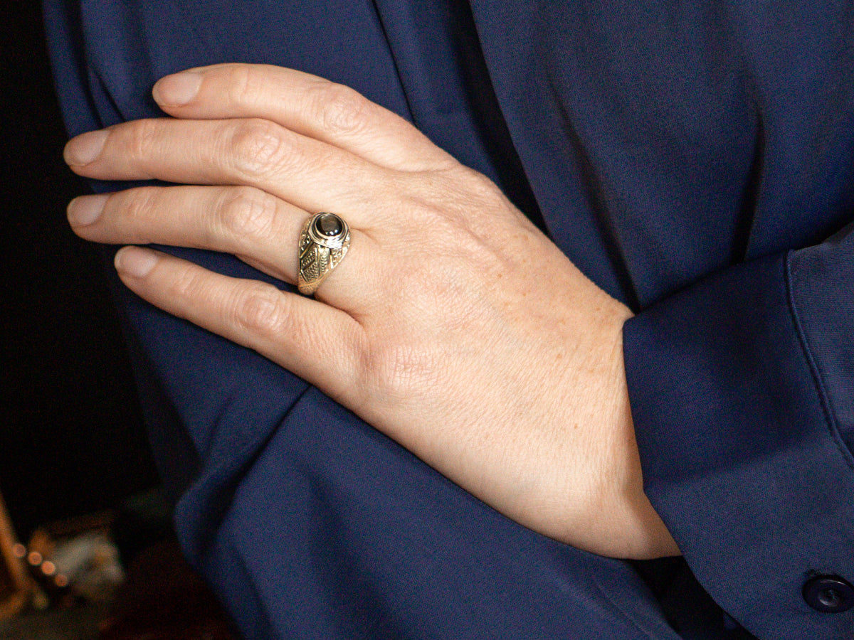 Antique Gold Star Sapphire Solitaire Ring