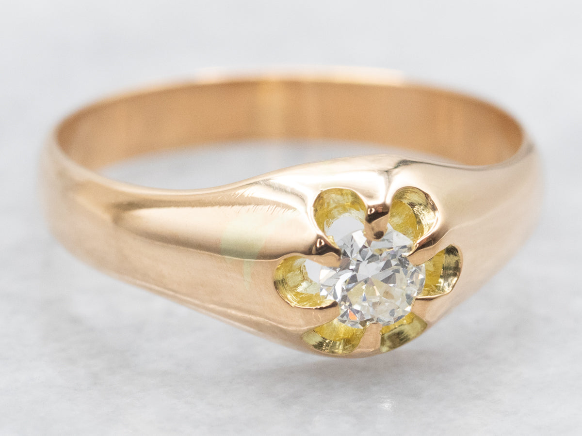 Anillo de compromiso con solitario de diamantes de talla europea