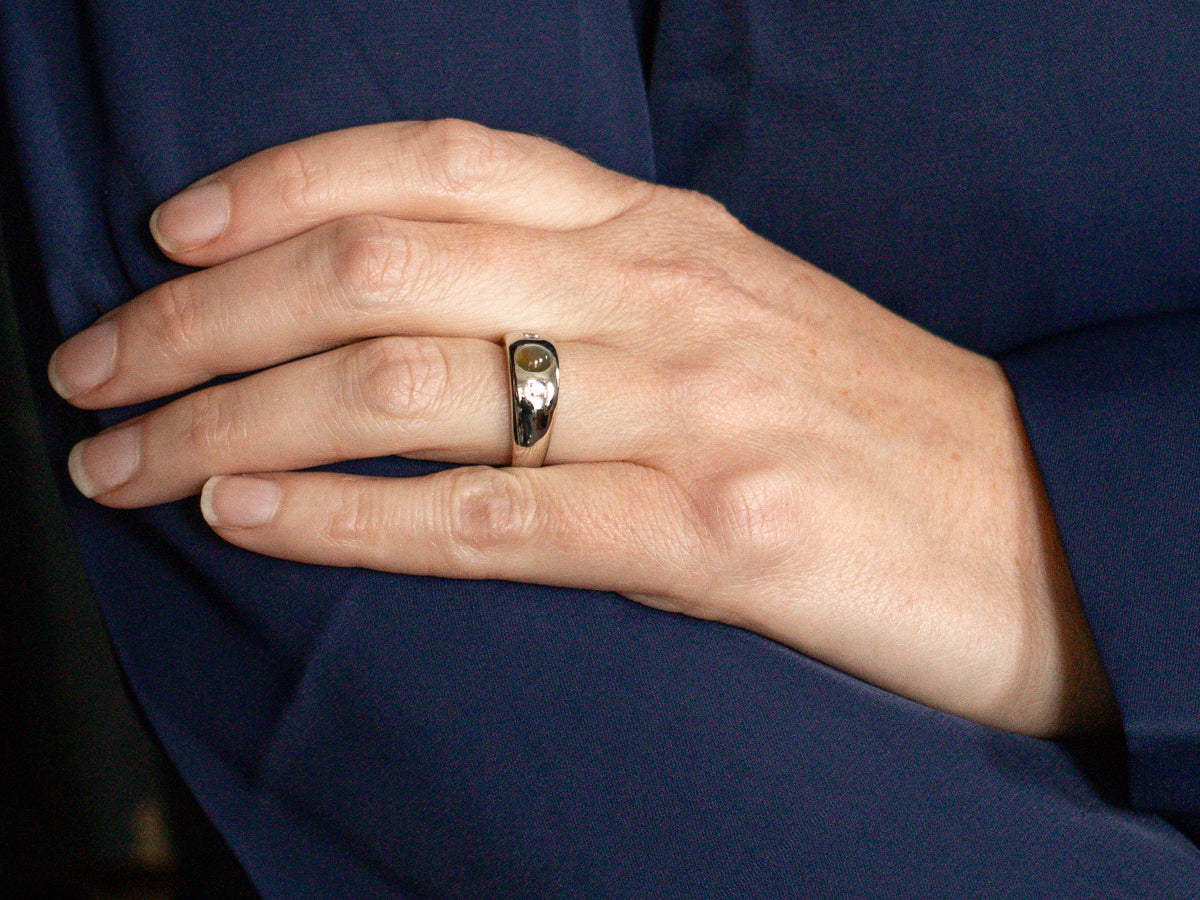Unisex Cat's Eye Chrysoberyl and Diamond Ring