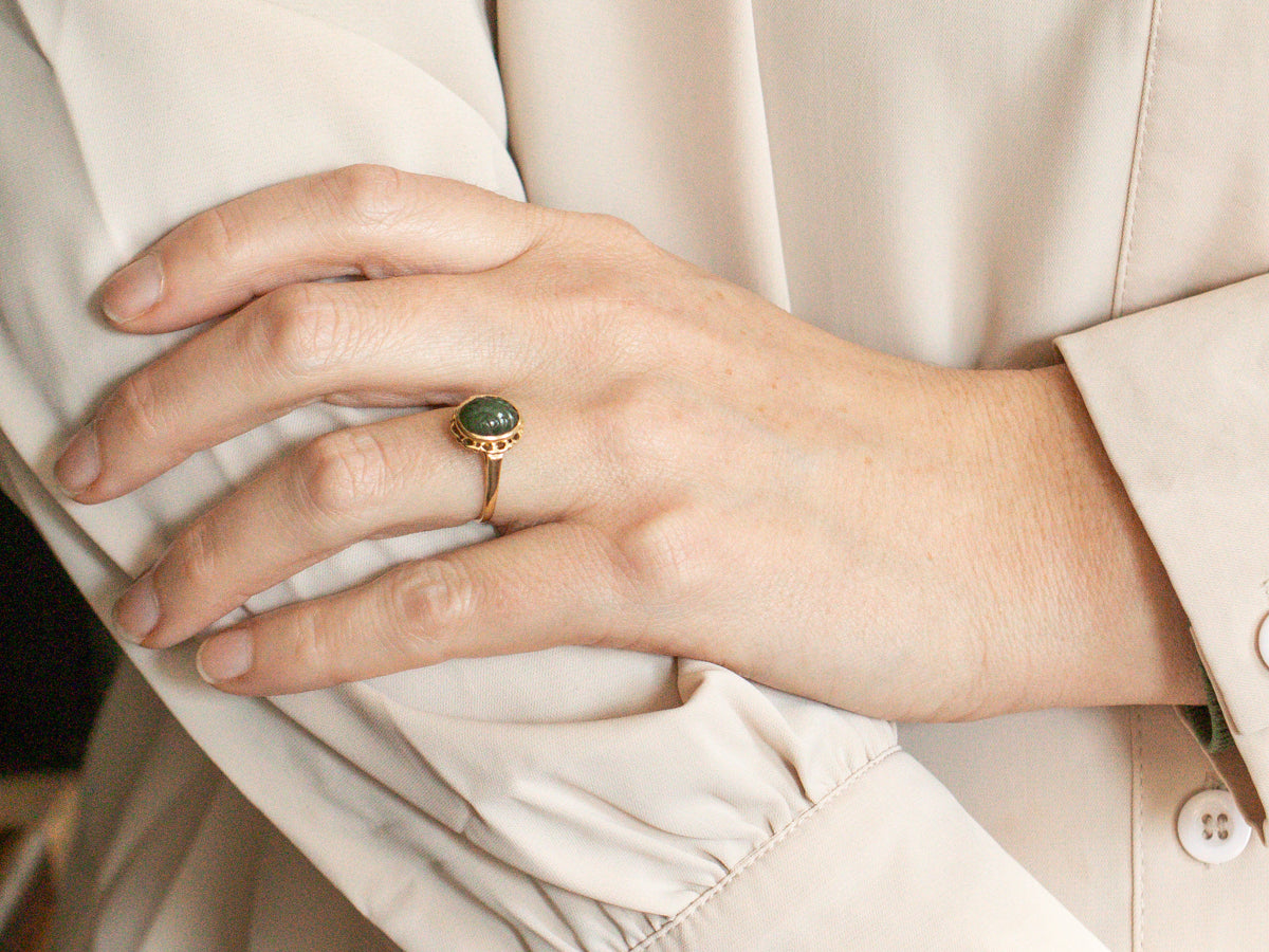 Vintage Carved Nephrite Jade Solitaire Ring