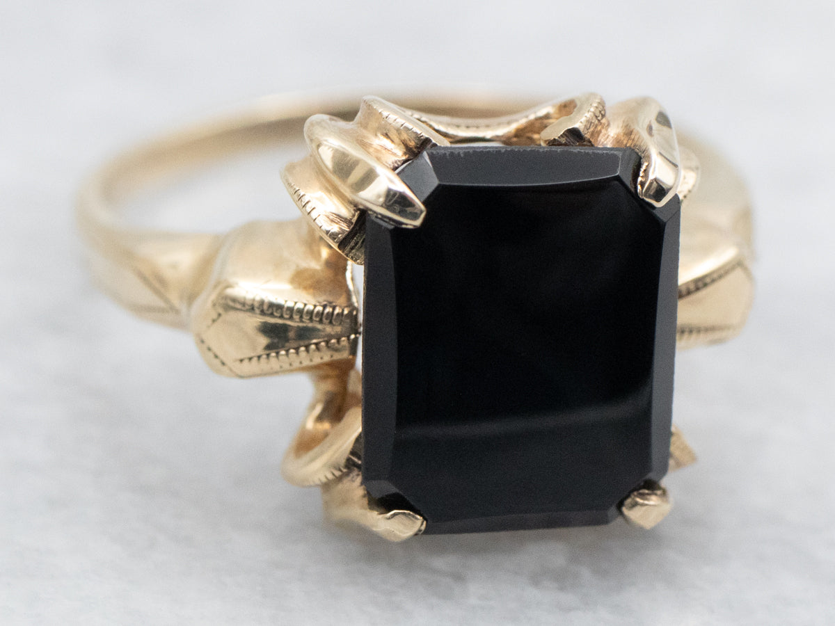 Ladies Mid-Century Black Onyx and Gold Ring