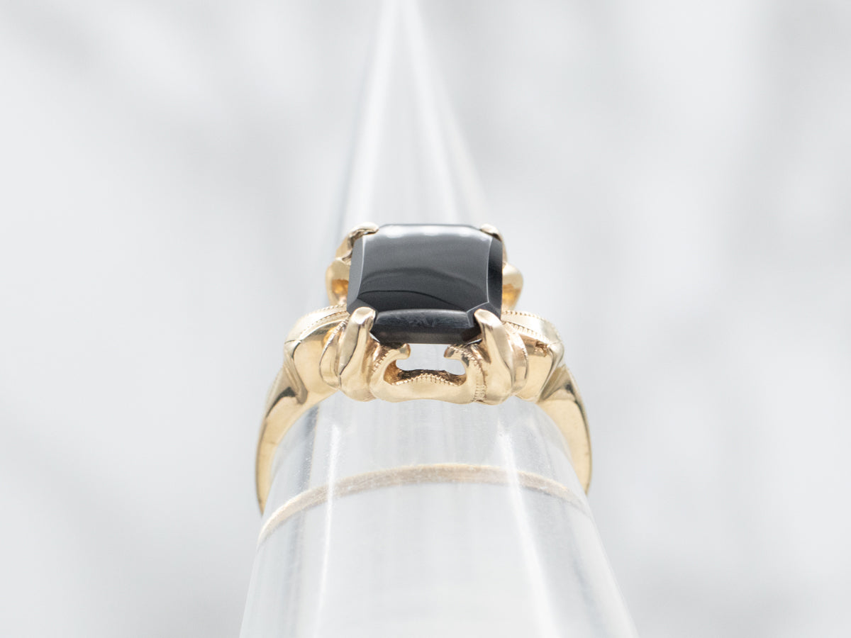 Ladies Mid-Century Black Onyx and Gold Ring