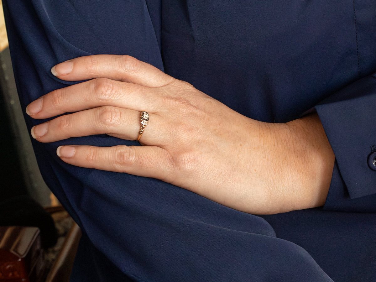 Retro Diamond Engagement Ring