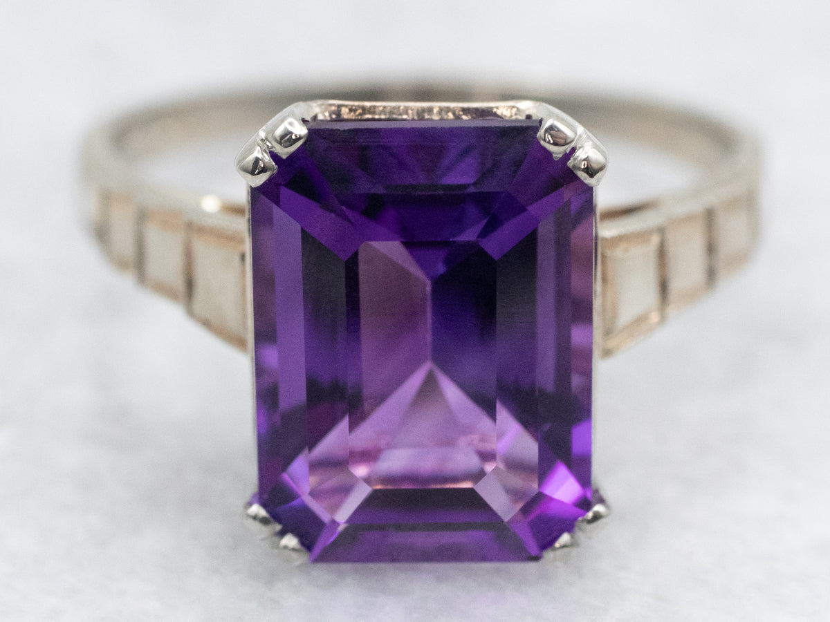 Retro Era Gold Amethyst Solitaire Ring