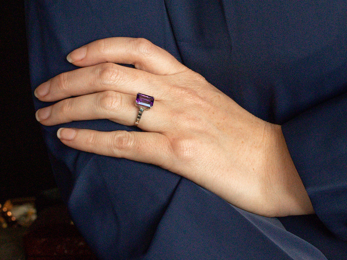 Retro Era Gold Amethyst Solitaire Ring