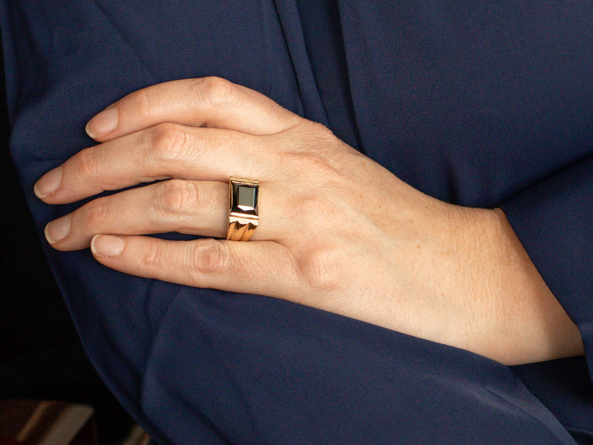 Hematite Solitaire Ring with Grooved Shoulders