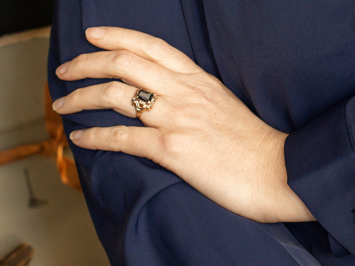 Ladies Vintage Hematite Solitaire Ring