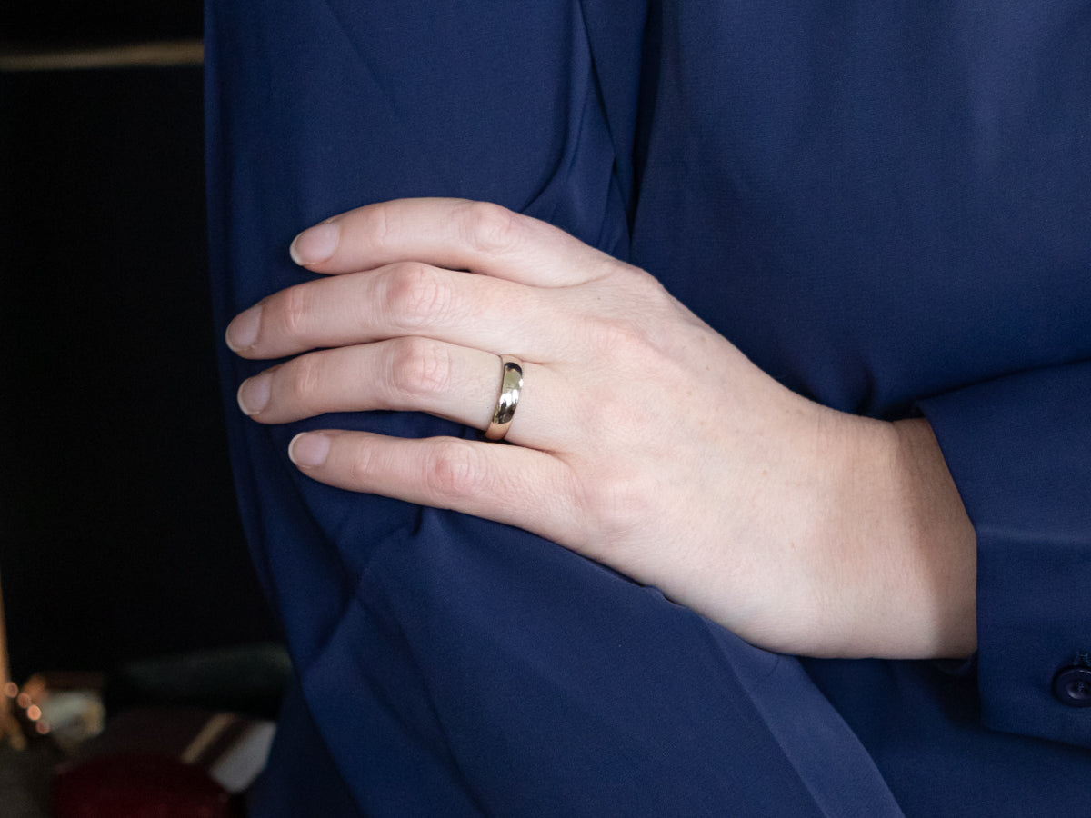 Simple White Gold Wedding Band