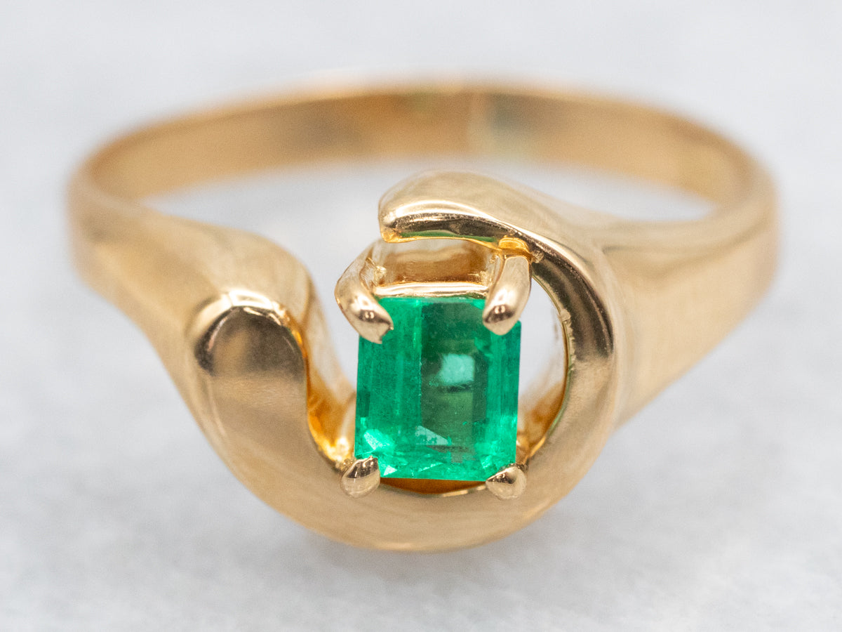 Modernist Gold Emerald Solitaire Swirl Ring