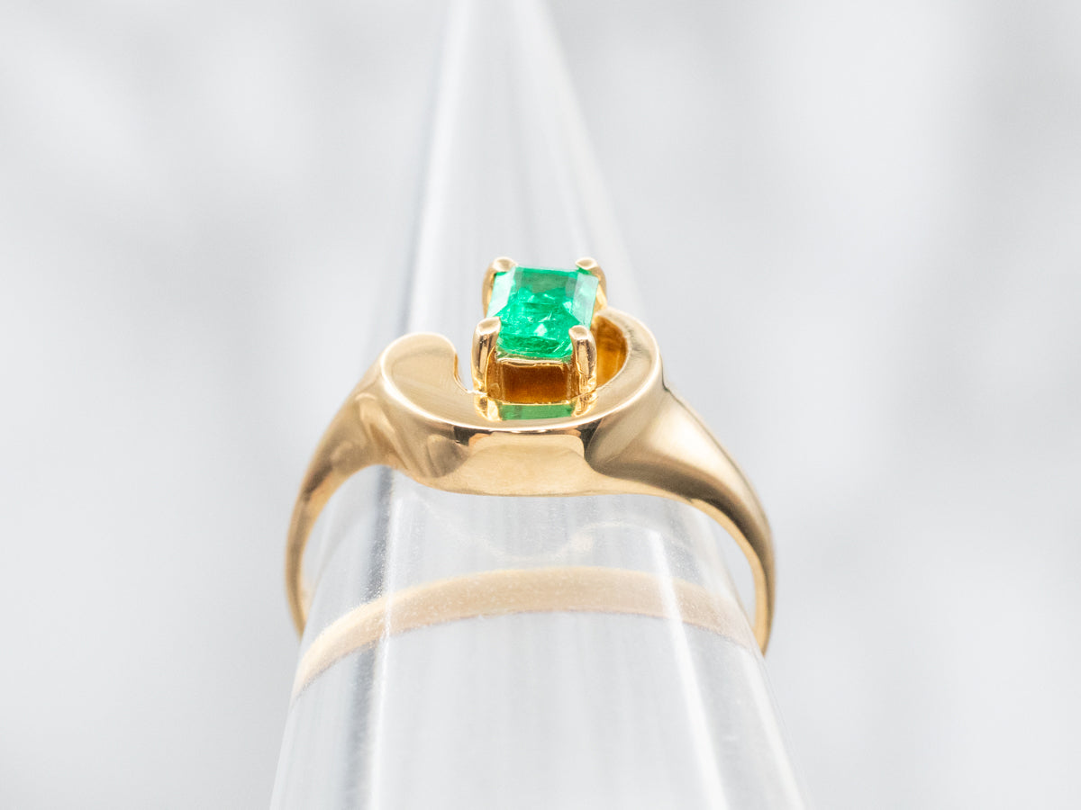 Modernist Gold Emerald Solitaire Swirl Ring