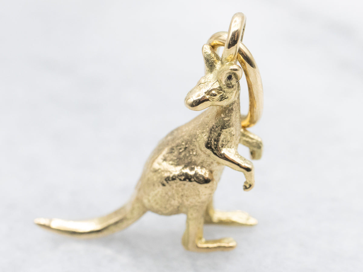 18-Karat Gold Kangaroo Charm
