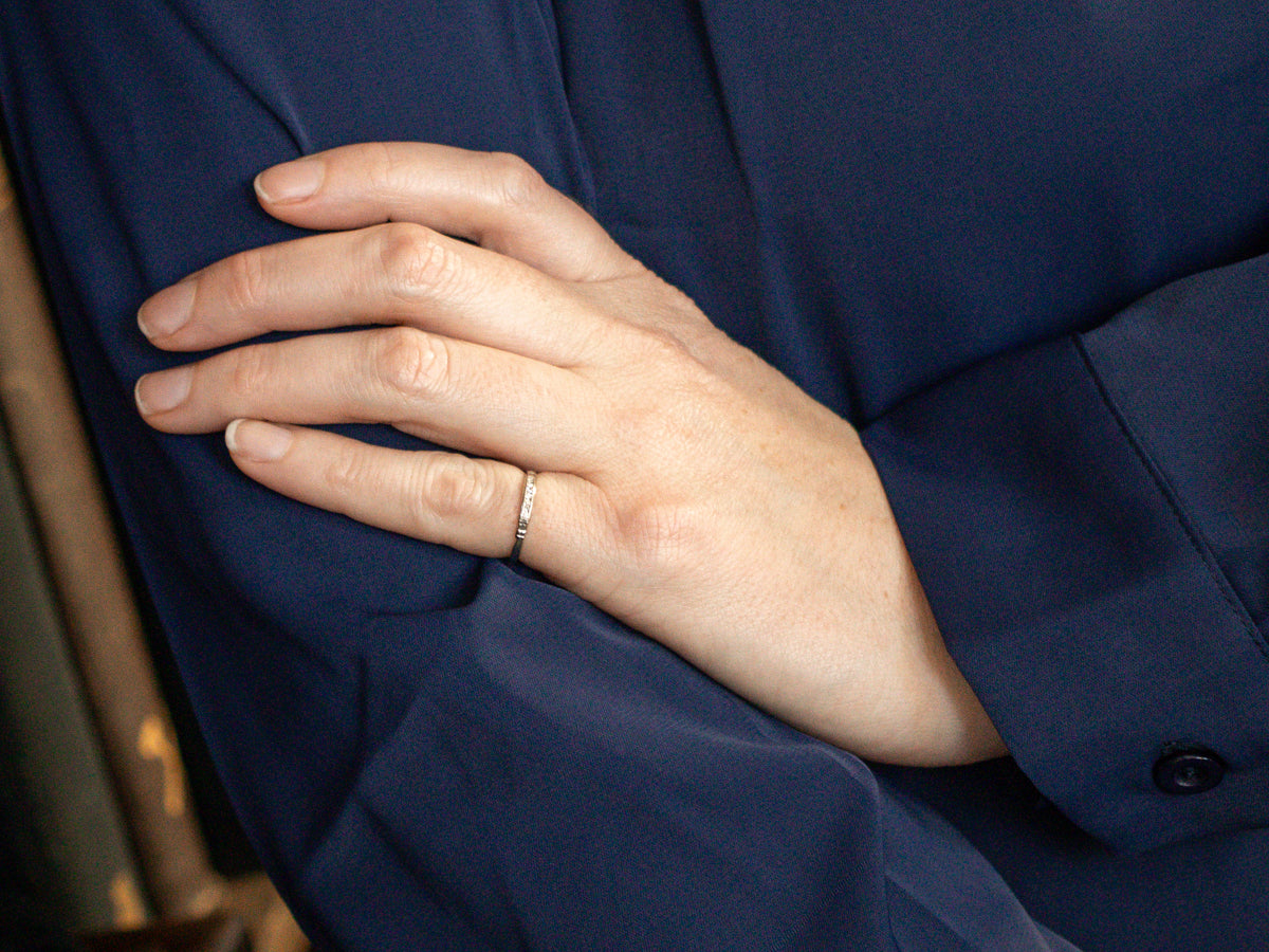 Thin White Gold Diamond Retro Era Band