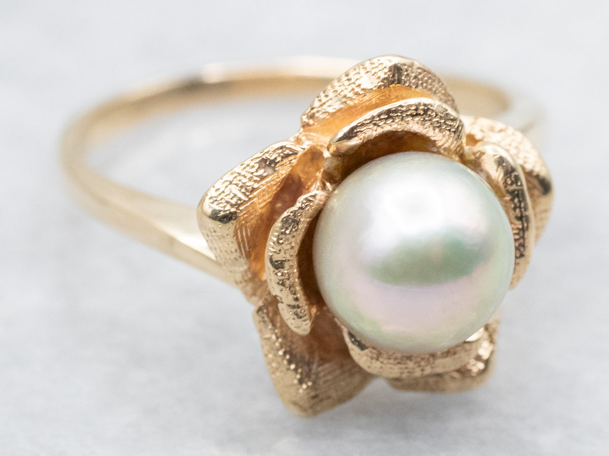 Pearl Bypass Ring with Flower Frame