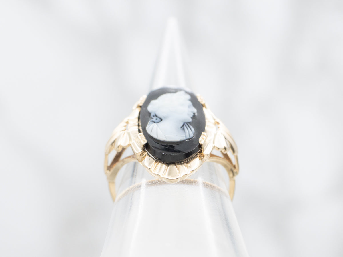 Antique Gold Sardonyx Cameo Ring