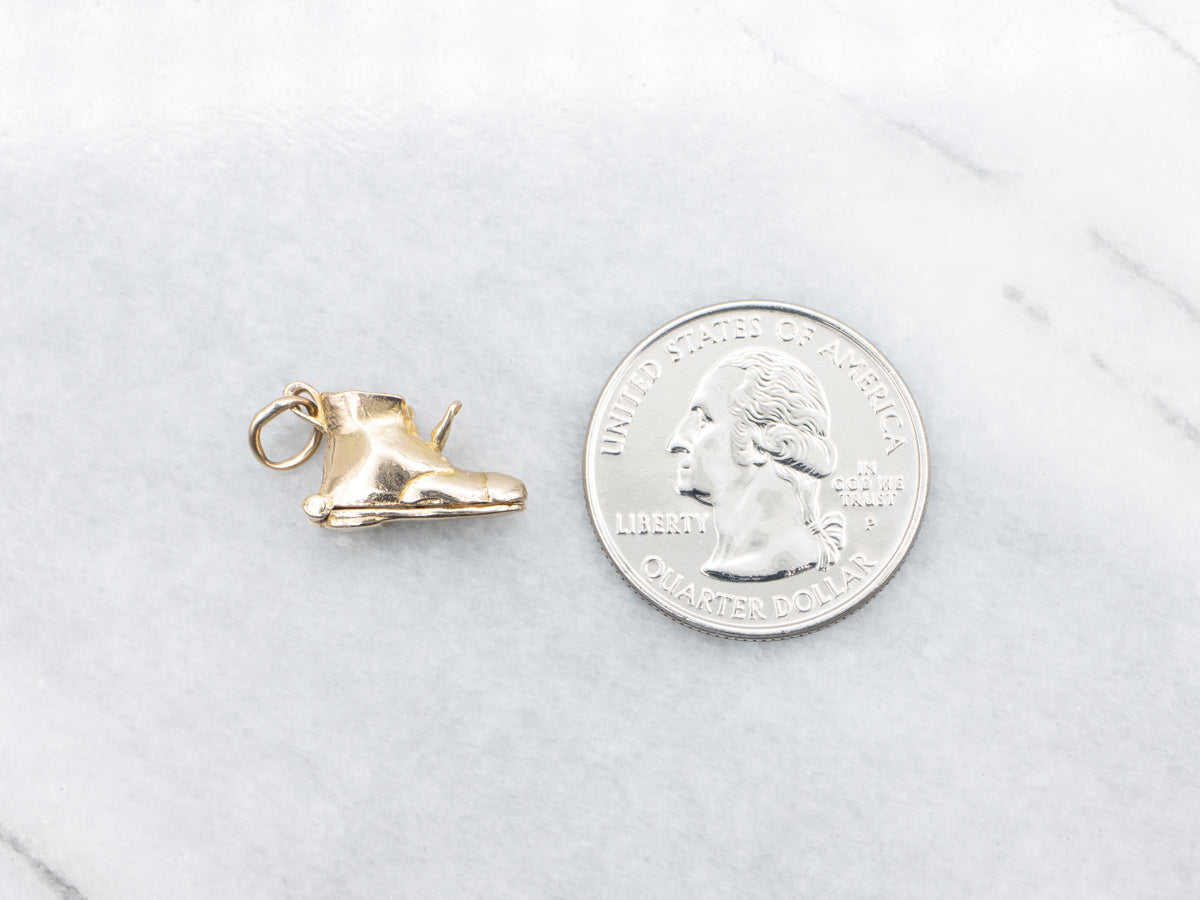 Vintage Gold and Enamel Bride and Groom Charm