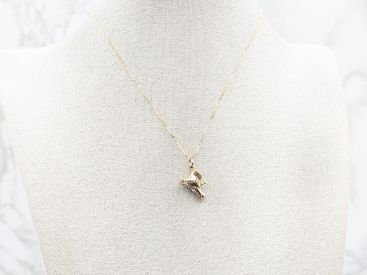 Vintage Gold and Enamel Bride and Groom Charm