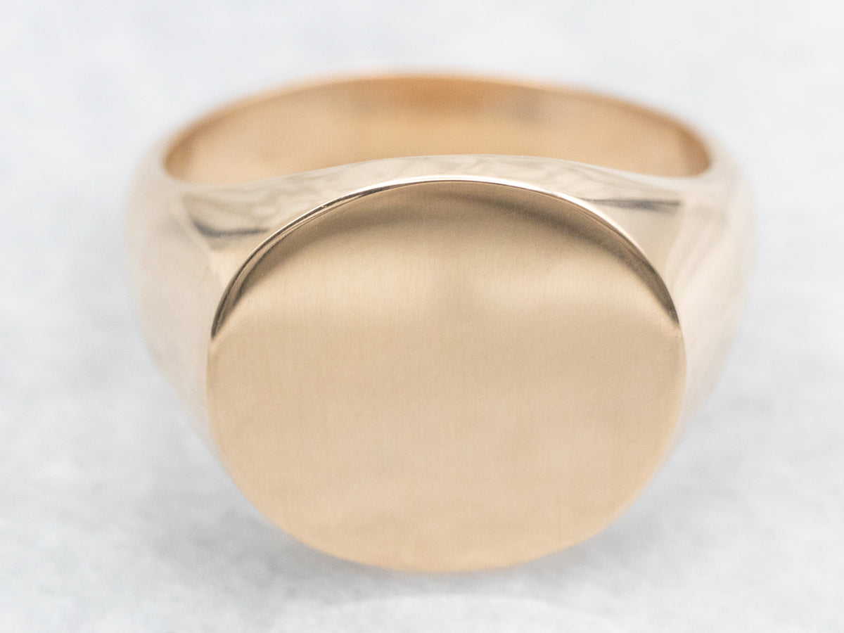Unisex Gold Oval Top Signet Ring