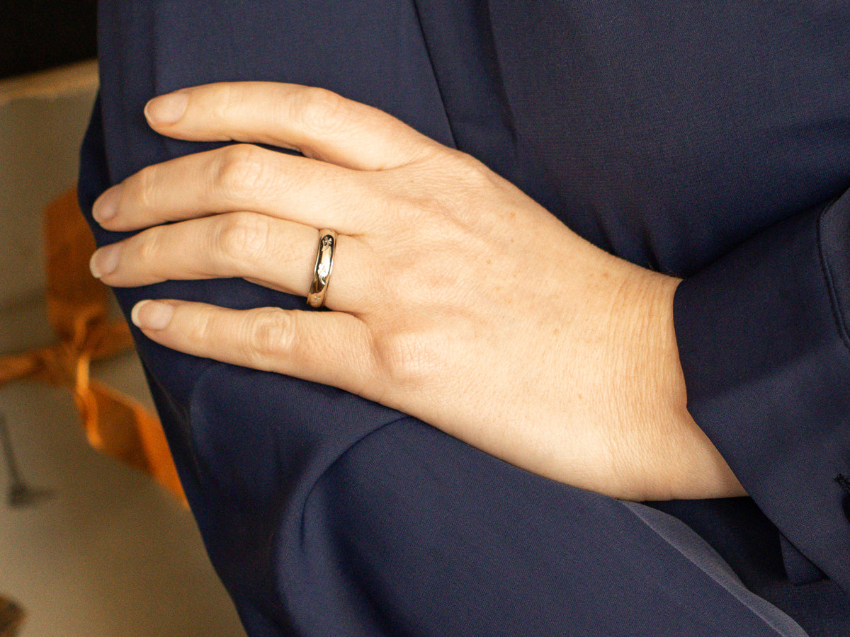 Unisex Four-Leaf Clover Patterned Band