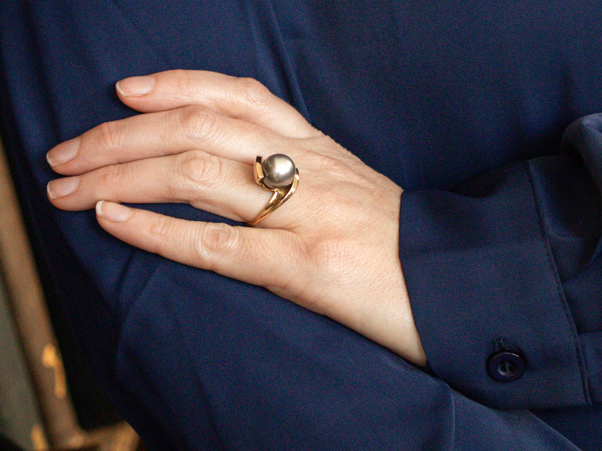 Bold Grey Pearl Cocktail Bypass Ring