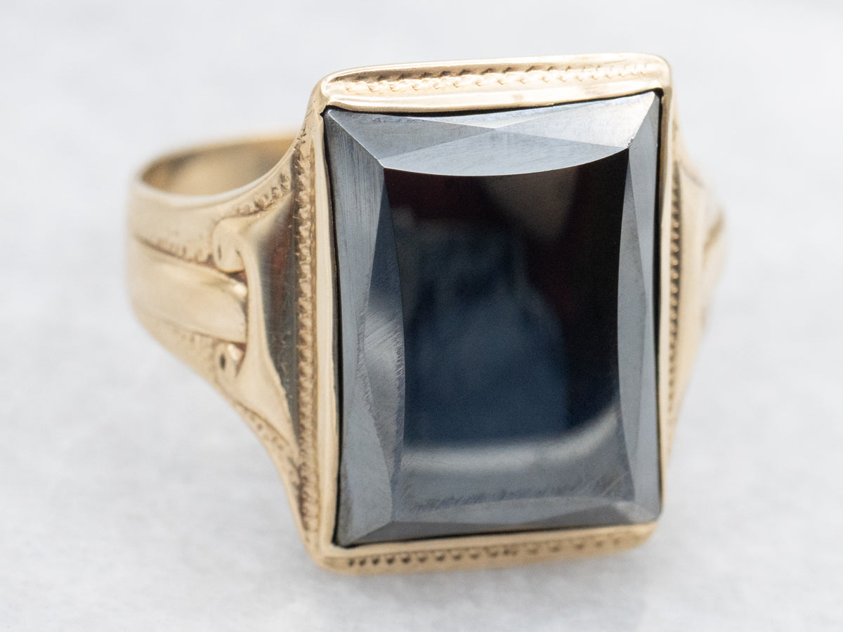 Men's 1950s Hematite Ring with Decorative Shoulders