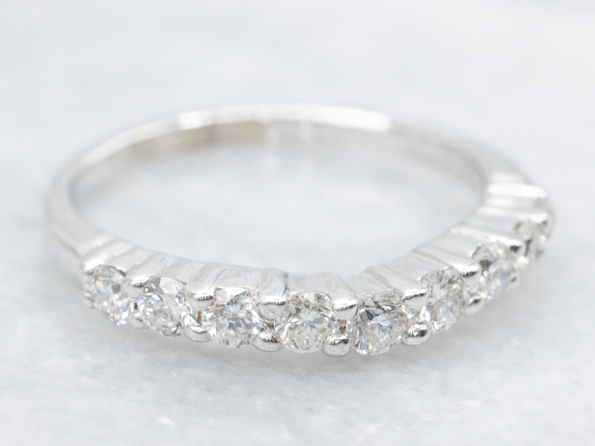 Sparkling Curved Diamond Guard Band