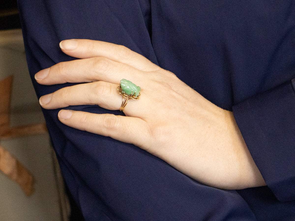 Carved Jadeite Jin Chan Frog Gold Ring