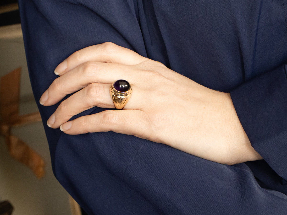Vintage Amethyst Cabochon Ring