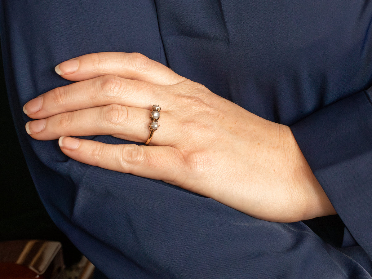 Antique Dove Gray Pearl Band