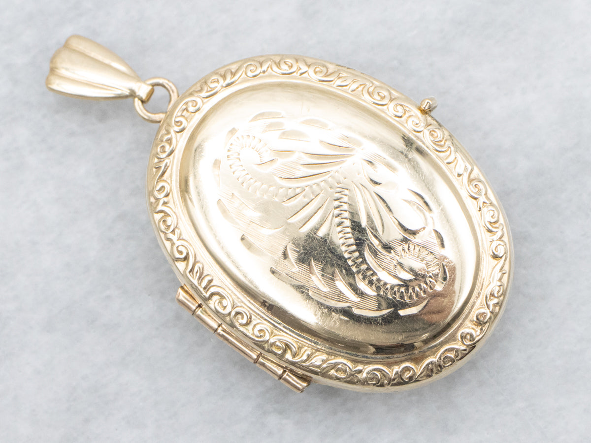 Vintage Gold Oval Floral Engraved Locket