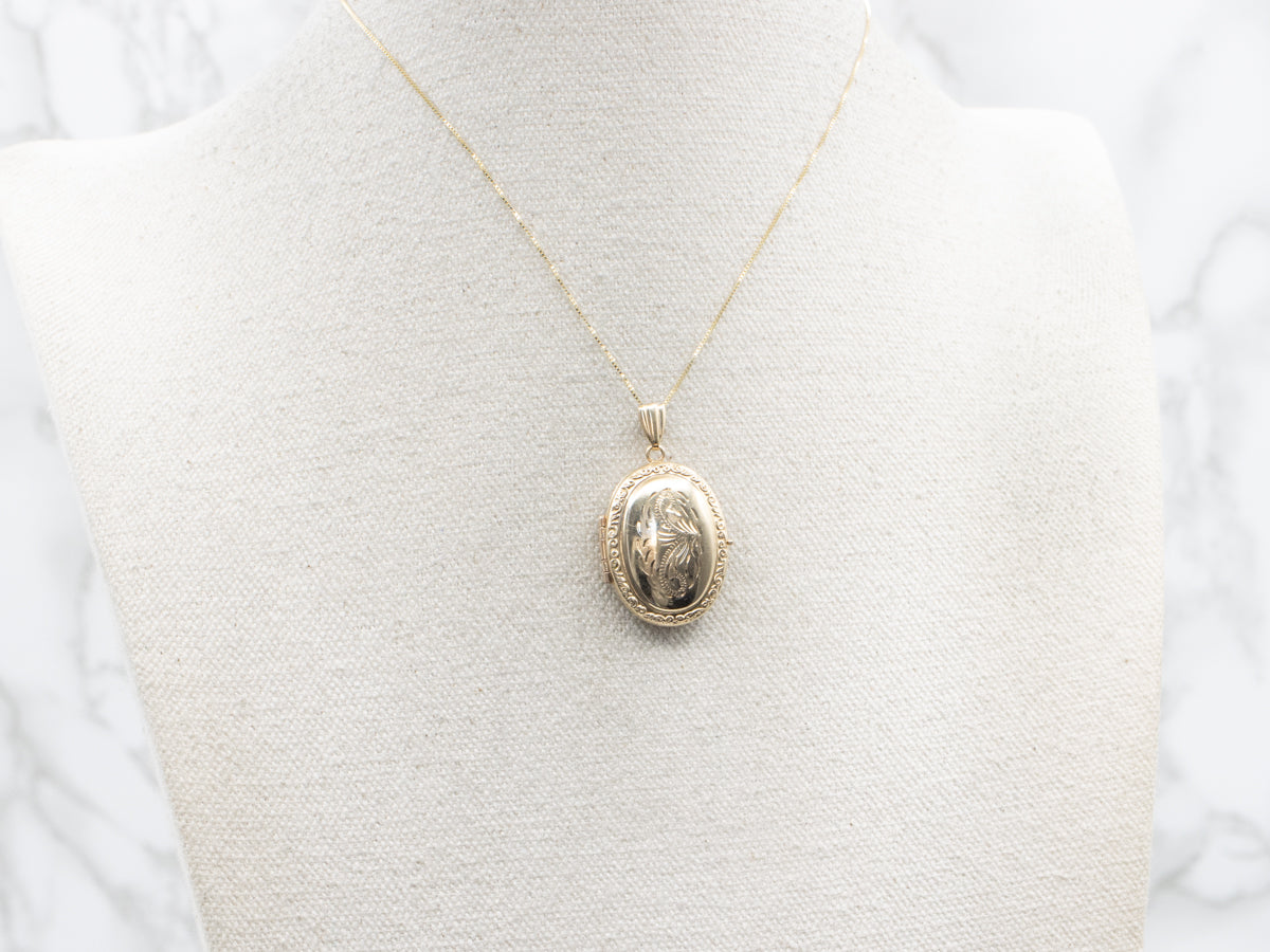 Vintage Gold Oval Floral Engraved Locket