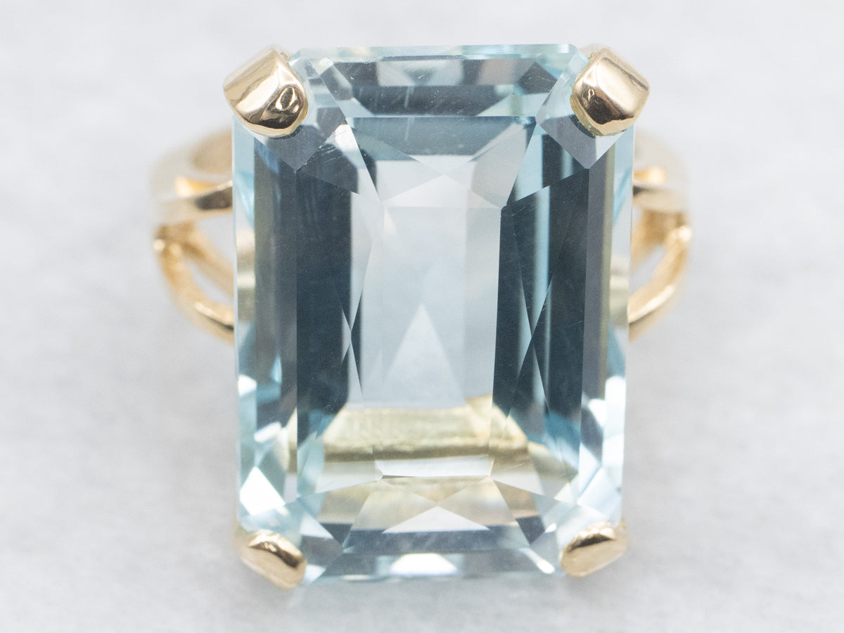 Blue Topaz Cocktail Ring in Yellow Gold